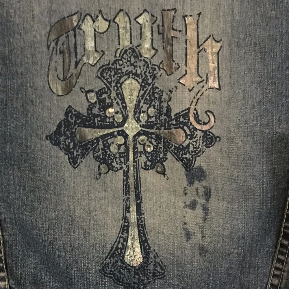 YMI Short Denim Jean Jacket with Cross Size Medium - Picture 4 of 6